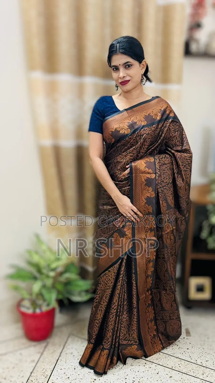 Original Sirajganj Silk Katan Saree with enchanting design.