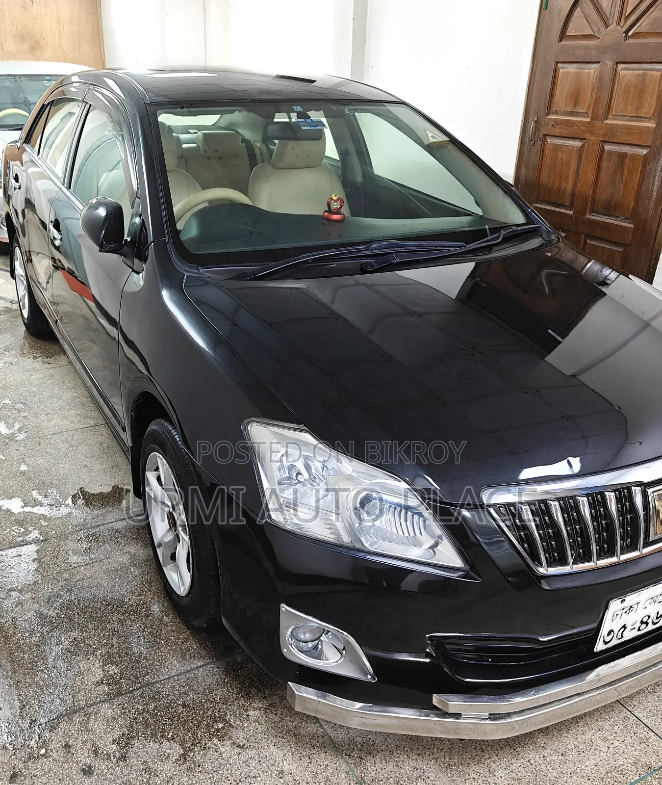 Toyota Premio 2010 Black