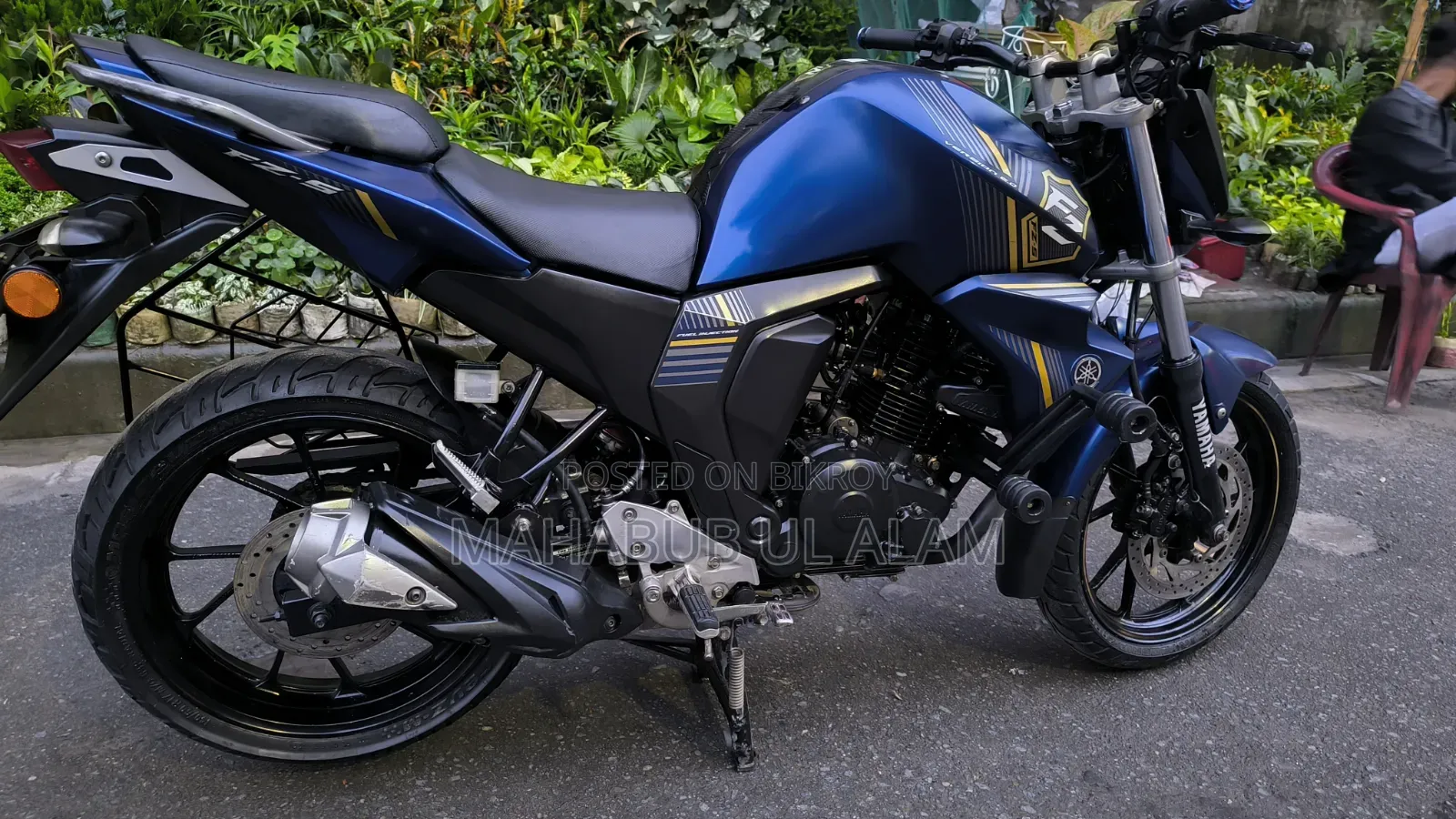 Yamaha FZ6 2021 Blue