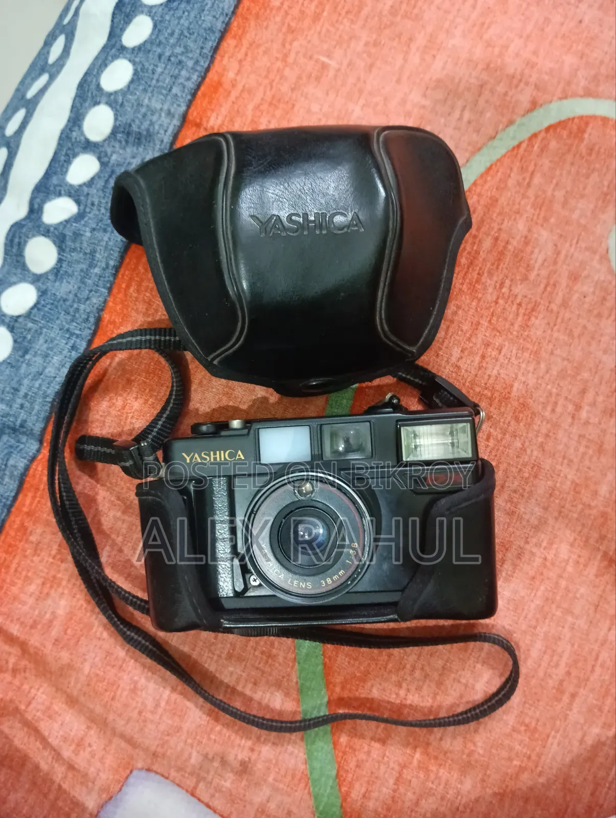 অ্যান্টিক ক্যামেরা