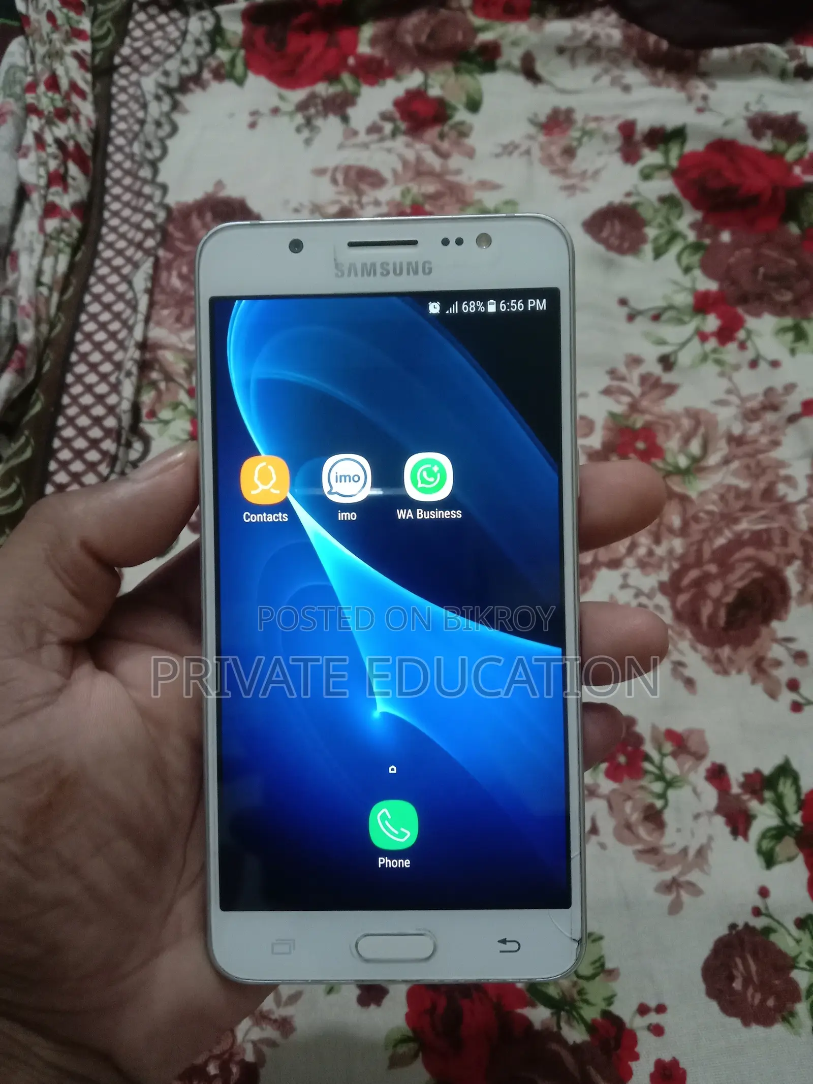 Samsung Galaxy J5 16 GB White