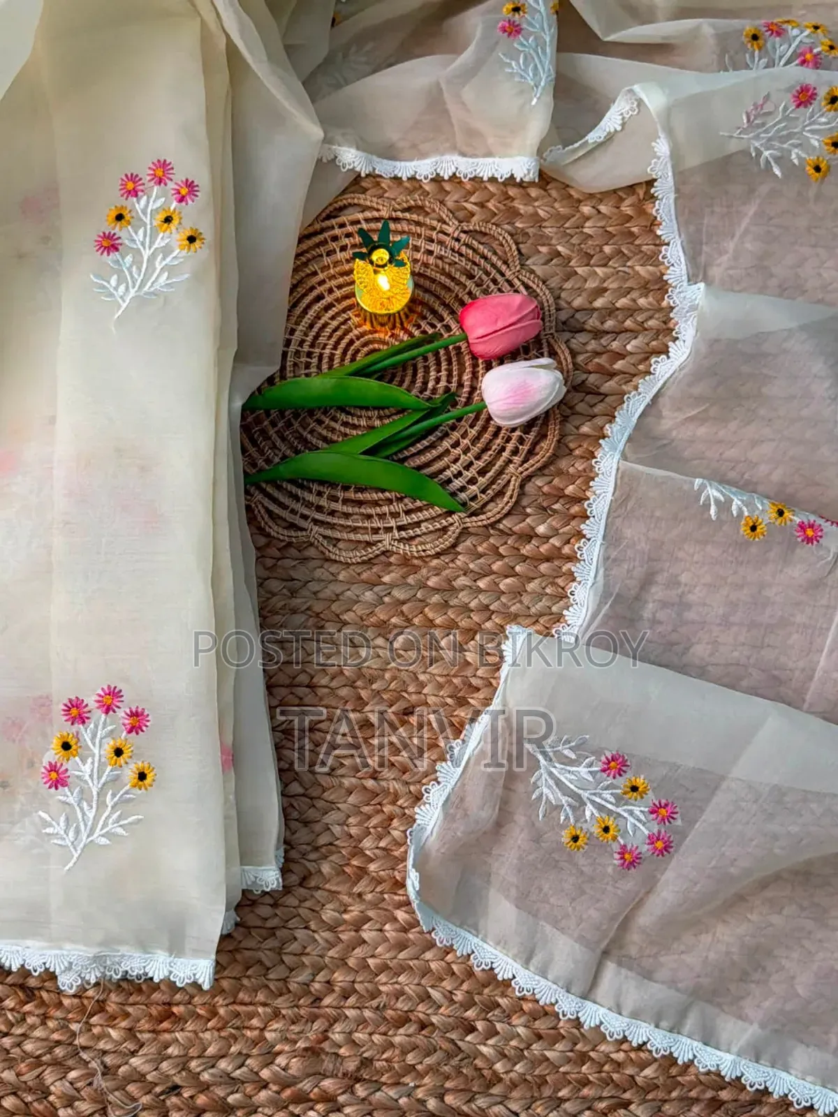 গঞ্জের শাড়ি