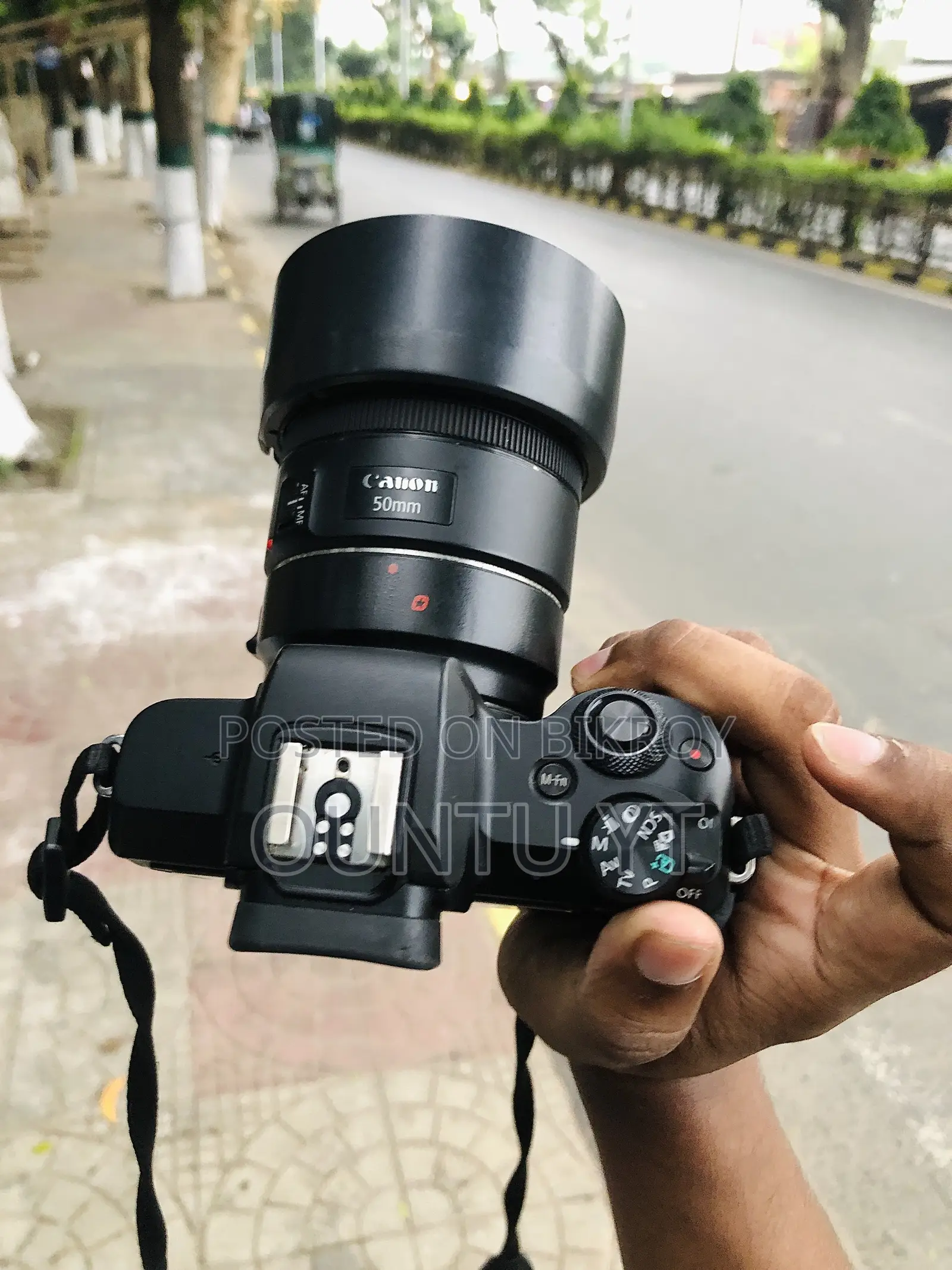 ক্যানন এম৫০ ( মিররলেস )