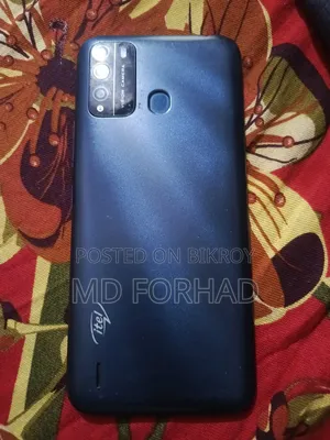 EL 32 GB Black