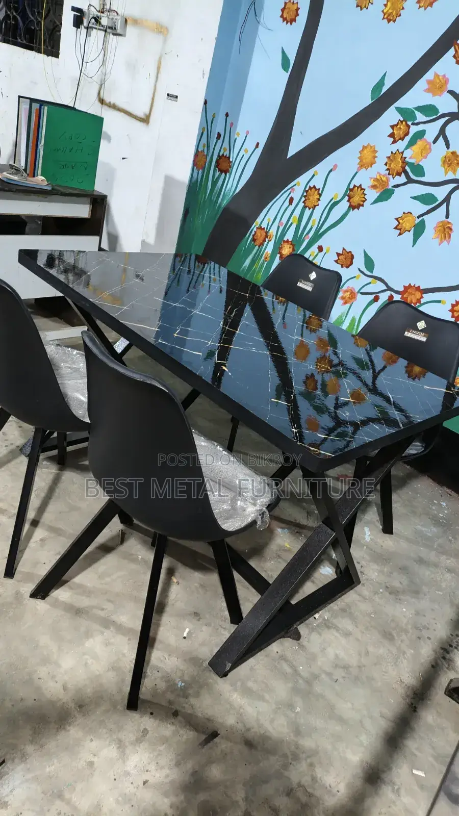 Modern Design 4-Chair Dining Table Set