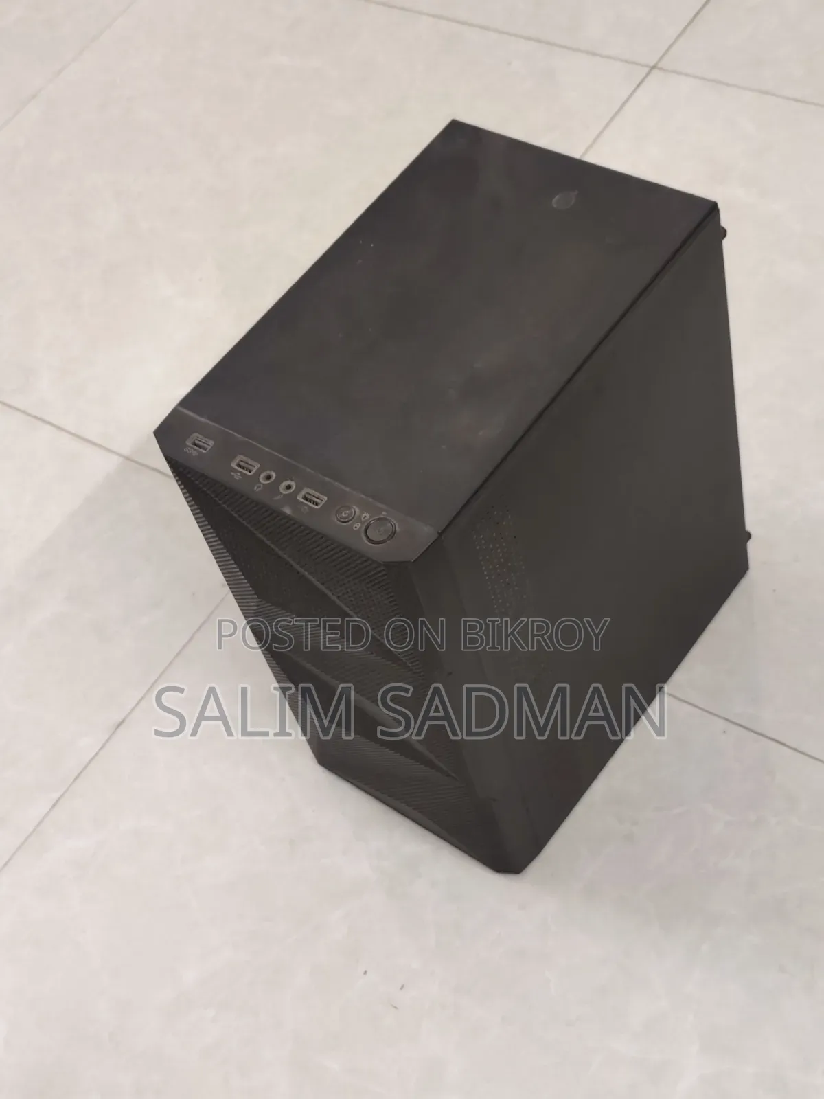 Desktop Computer MSI Model 8GB AMD Ryzen 5 SSD 256GB