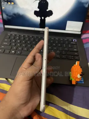 Apple iPhone 6s 64 GB Silver