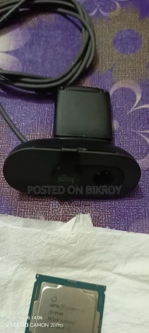 Webcam Logitech Brio 100 Model