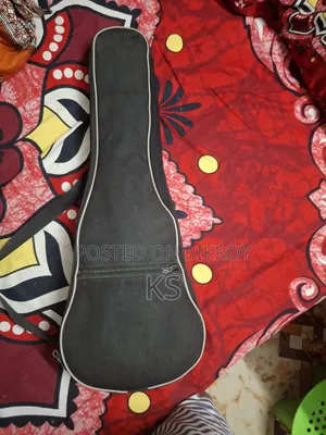 Ukuleles Custom