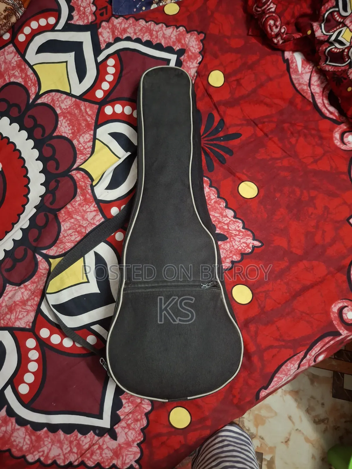 Ukuleles Custom