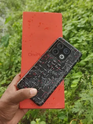 ওয়ানপ্লাস ১০ প্রো ২৫৬ জিবি কালো