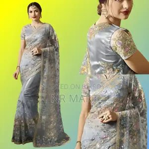  ইন্ডিয়ান জর্জেট এমব্রয়ডারি শাড়ির সাথে ম্যাচিং ব্লাউজ পিস 