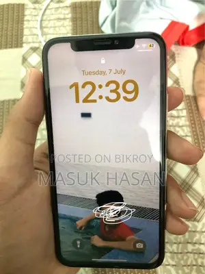 Apple iPhone XS 64 GB White