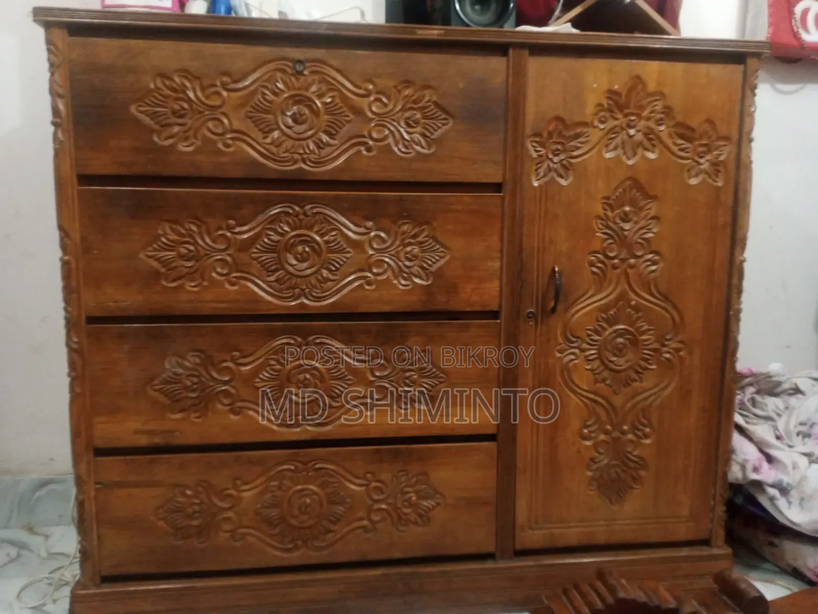 Teak Wood Bed and Dressing Table Order