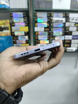New Oppo 5G 128 GB Gray