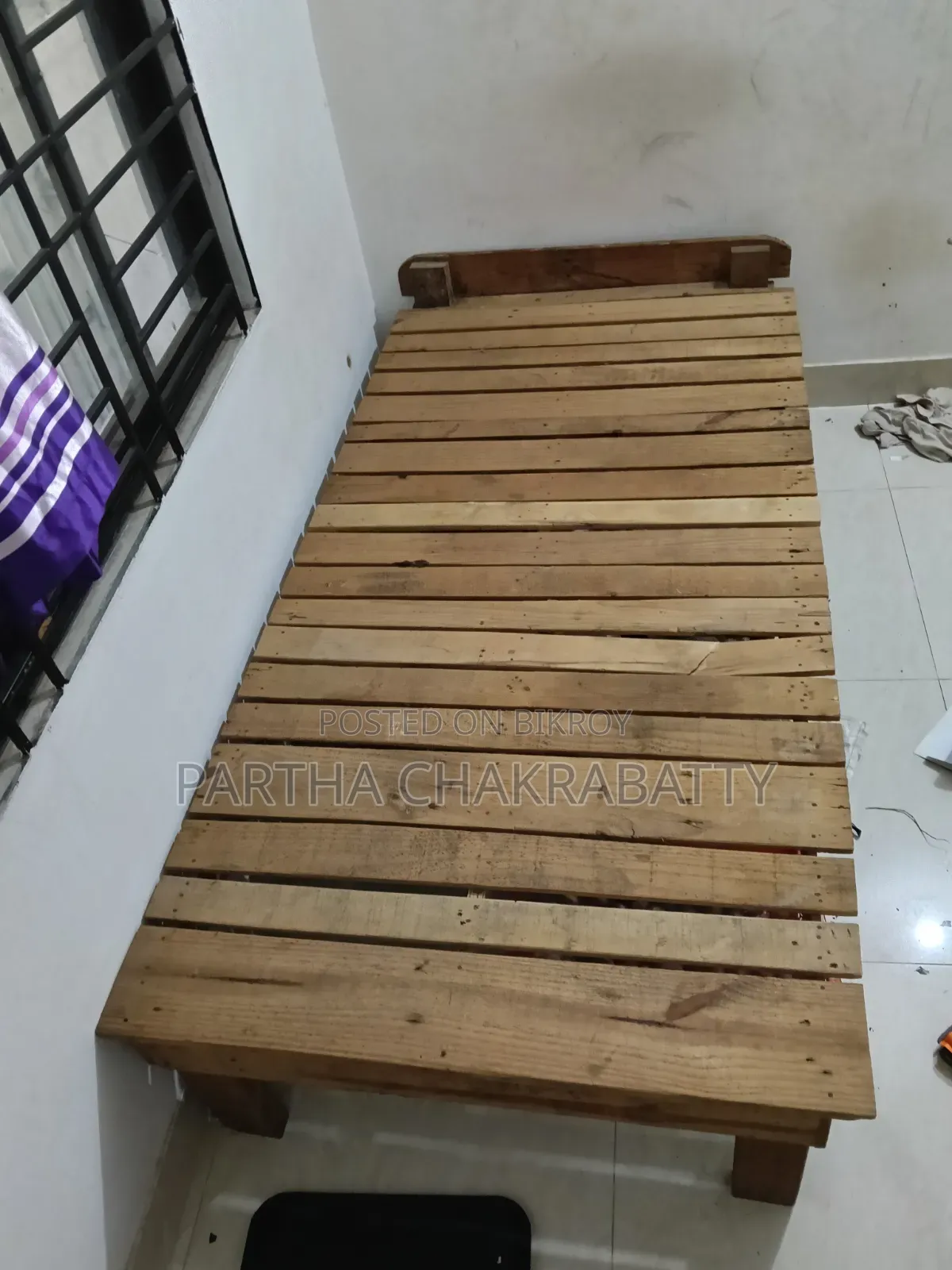 Choki, Wooden Bed, Khat