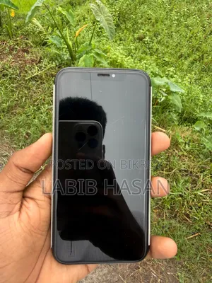 Apple iPhone XR 64 GB Black
