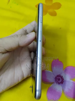 Apple iPhone 6s 64 GB Gray