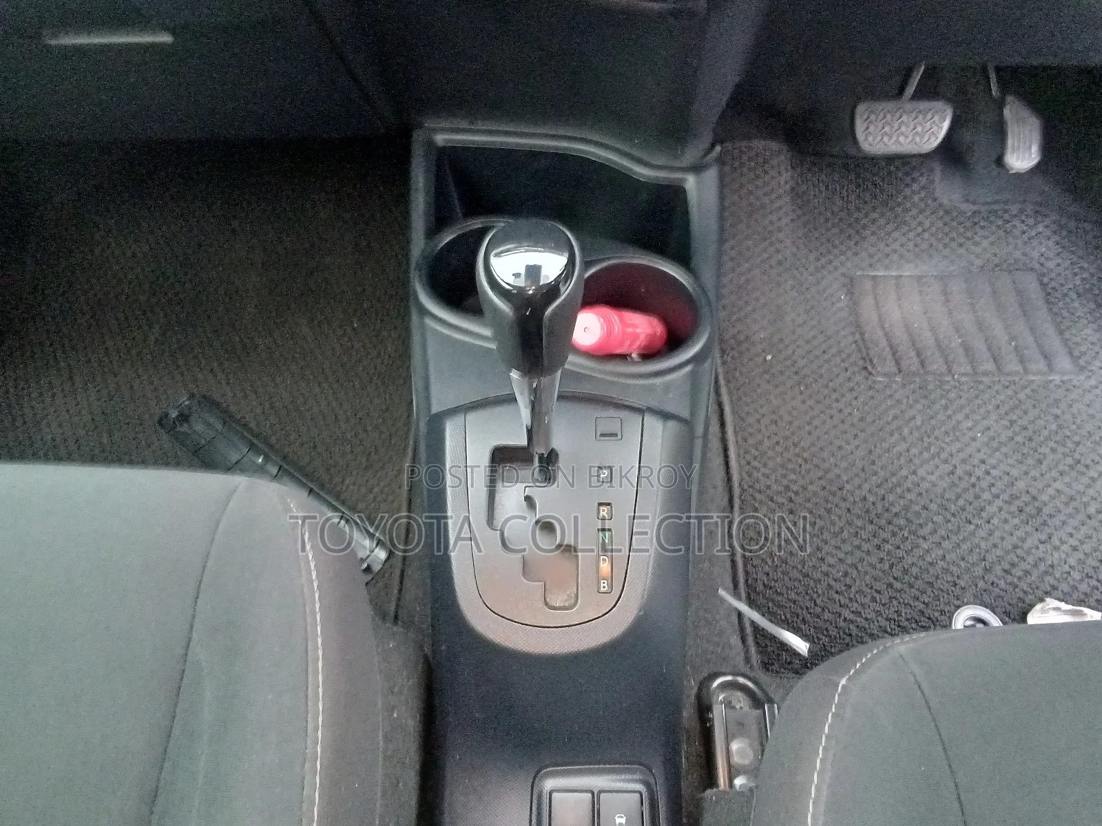 Toyota Aqua 2021 Pearl