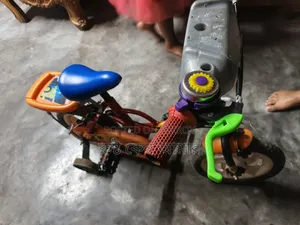 বাচ্চাদের সাইকেল