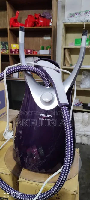 Philips Gc558/39 Comforttouch Plus Garments Steamer