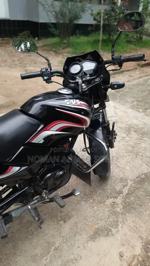 নিউ টিভিএস মেট্রো ২০১৩ কালো