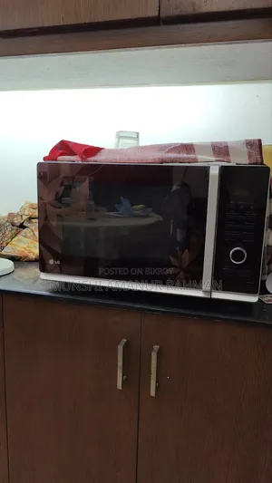 কনভেকশন সহ মাইক্রো ওভেন