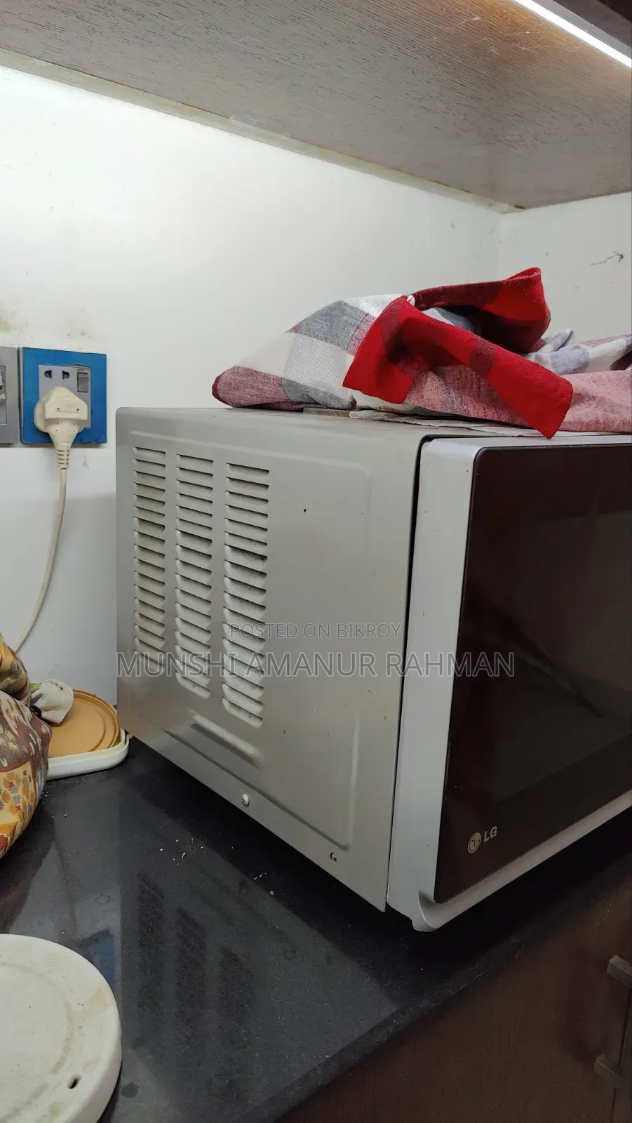 কনভেকশন সহ মাইক্রো ওভেন