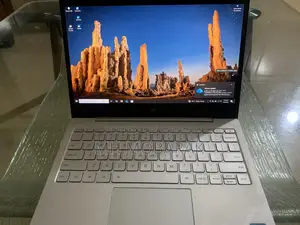Laptop Xiaomi Mi Notebook Air 4GB Intel Core M3 SSD 128GB