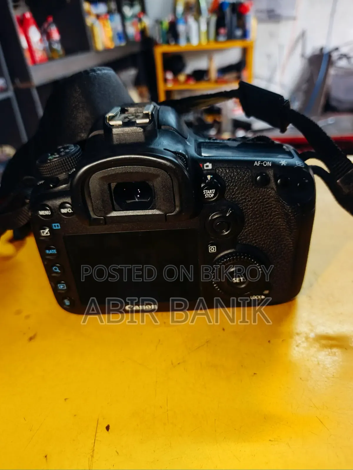 Canon Eos 7d Canon 18-135 Mm Lens With 2 Batteries 1 Charger