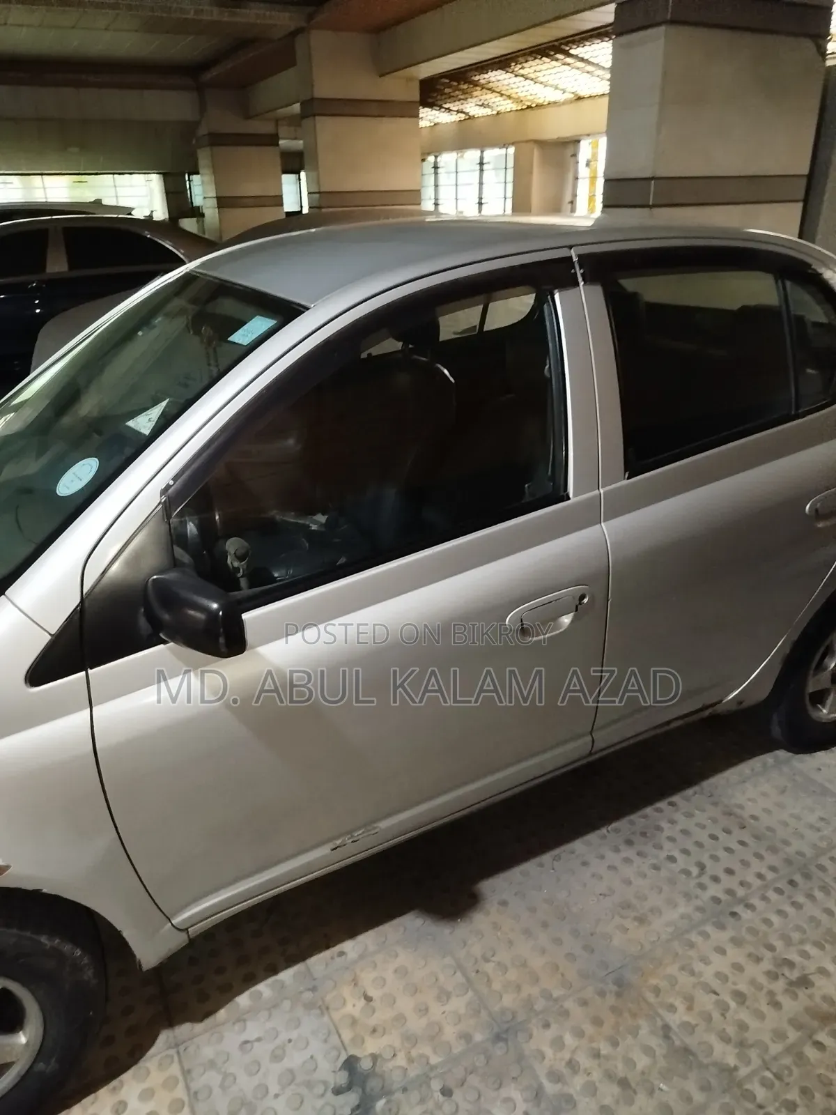 Toyota Platz 2001 Silver