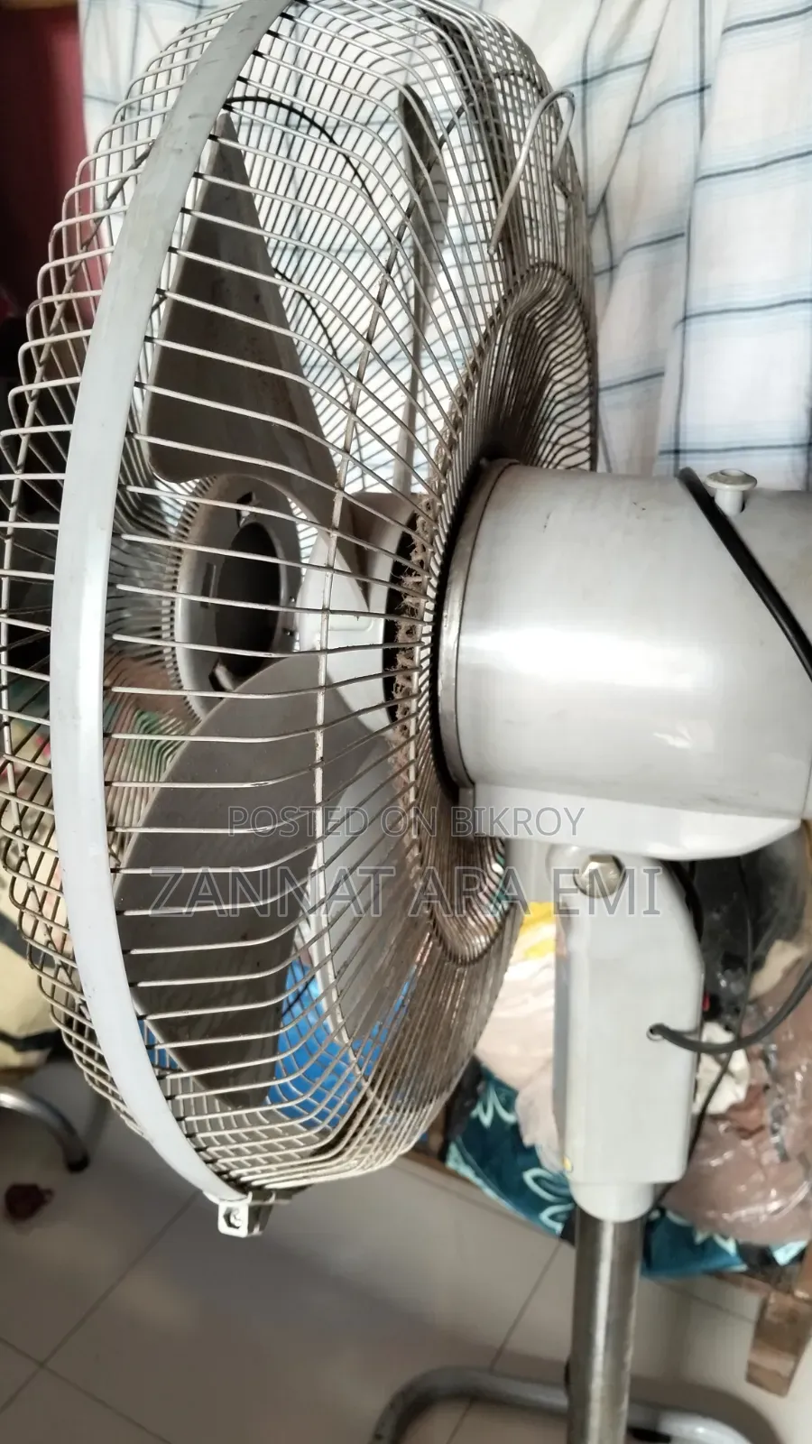 Fan Sell Post