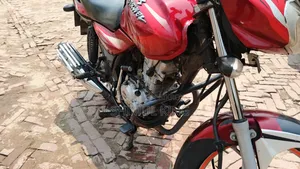 Bajaj Discover 125 2017 Red