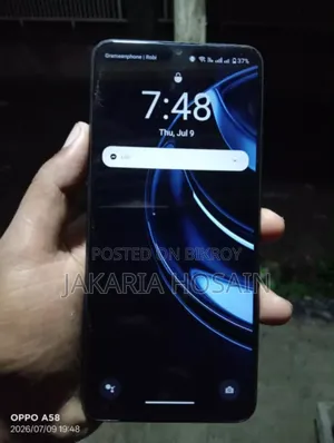 Realme 4 GB Black