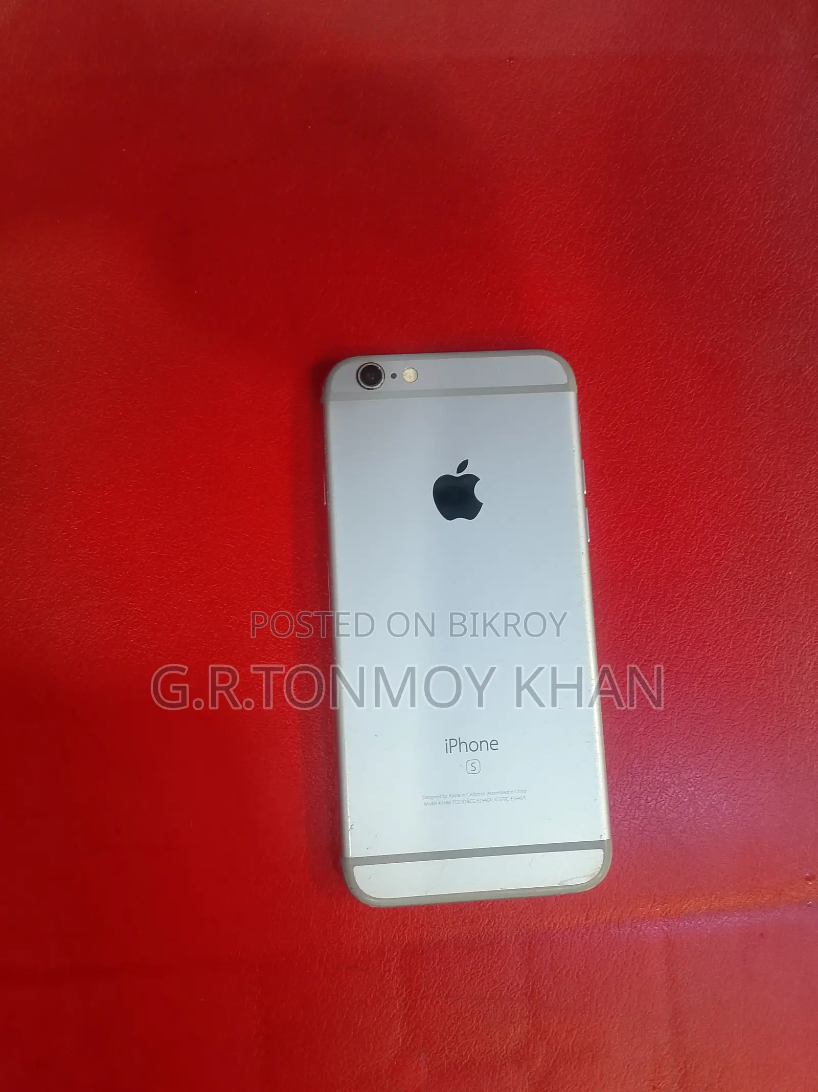 Apple iPhone 6s 64 GB Silver