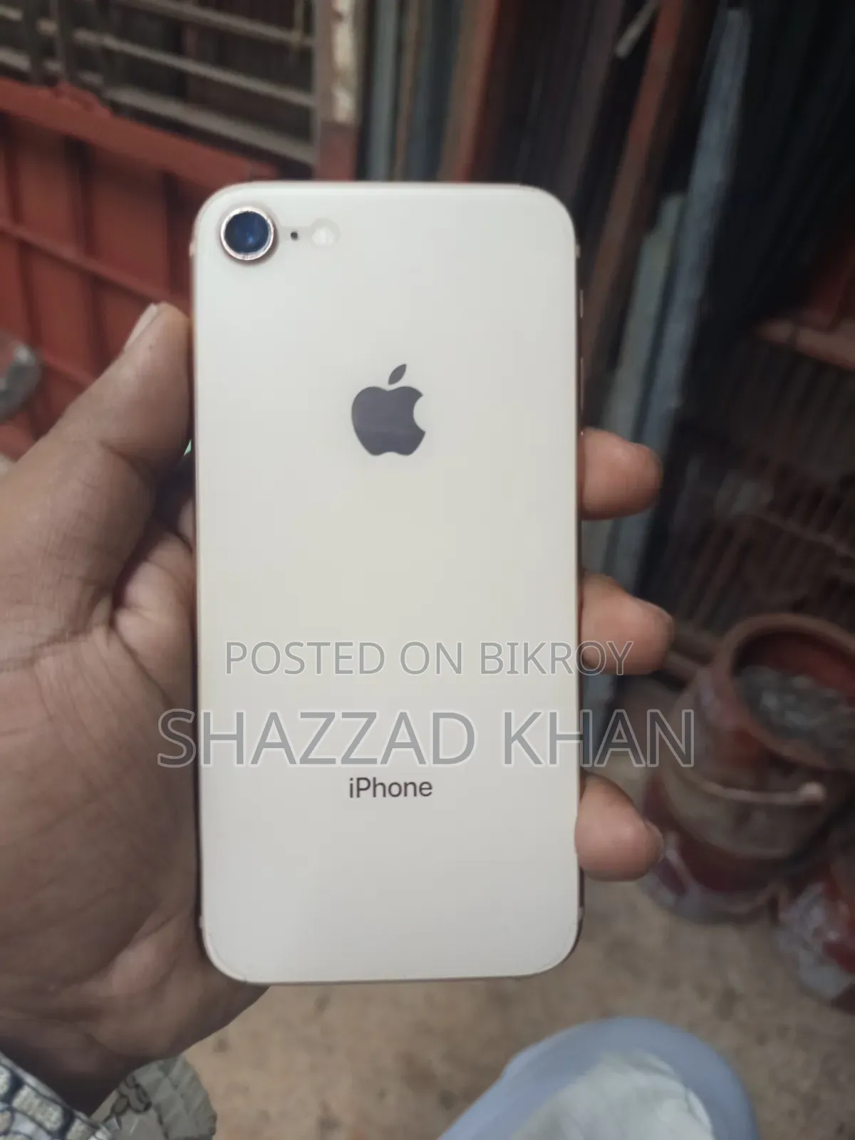Apple iPhone 8 64 GB White