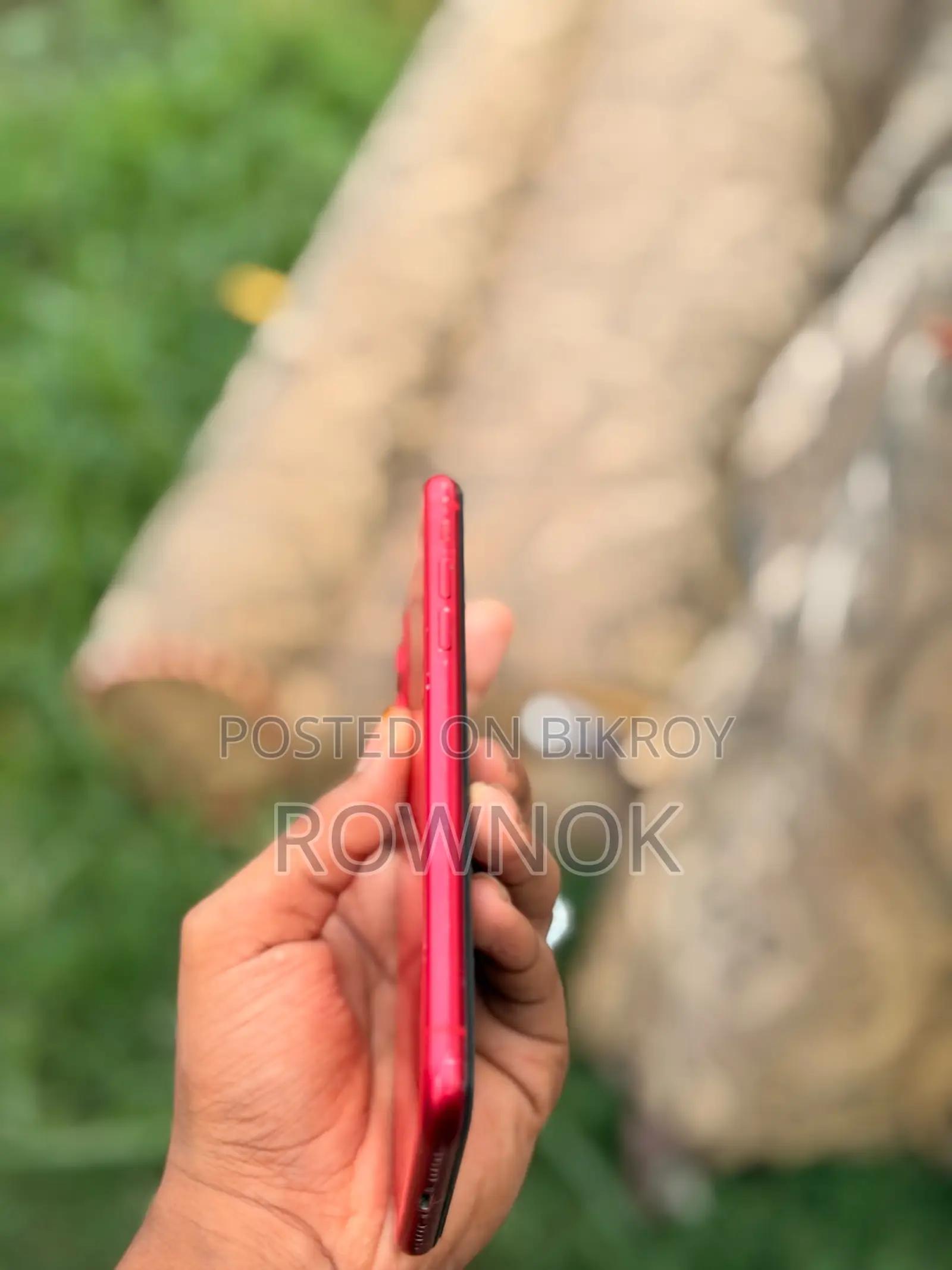 New Apple iPhone 11 64 GB Red