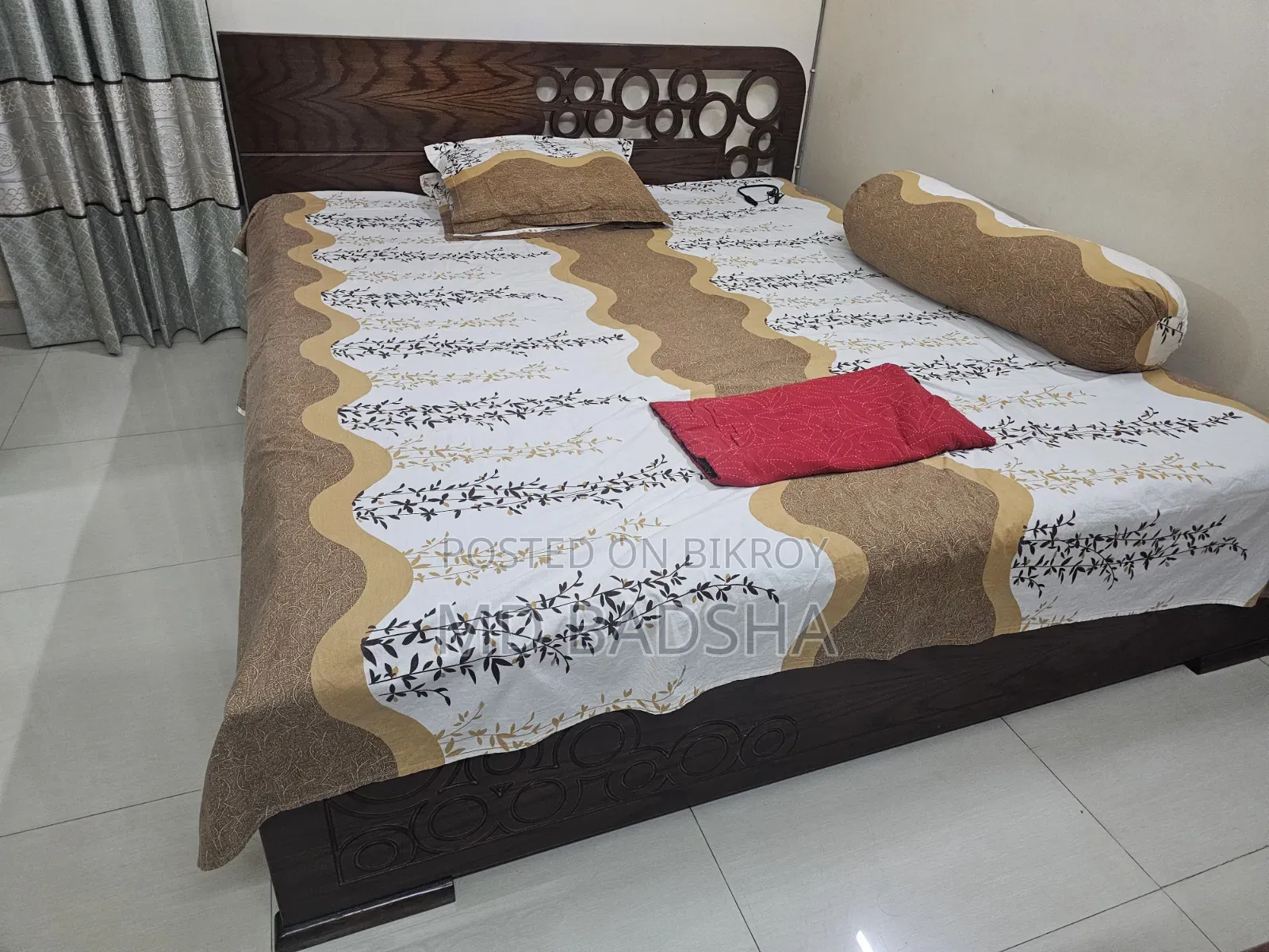 কিং সাইজ ডাবল বেড