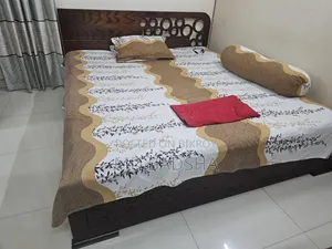 কিং সাইজ ডাবল বেড