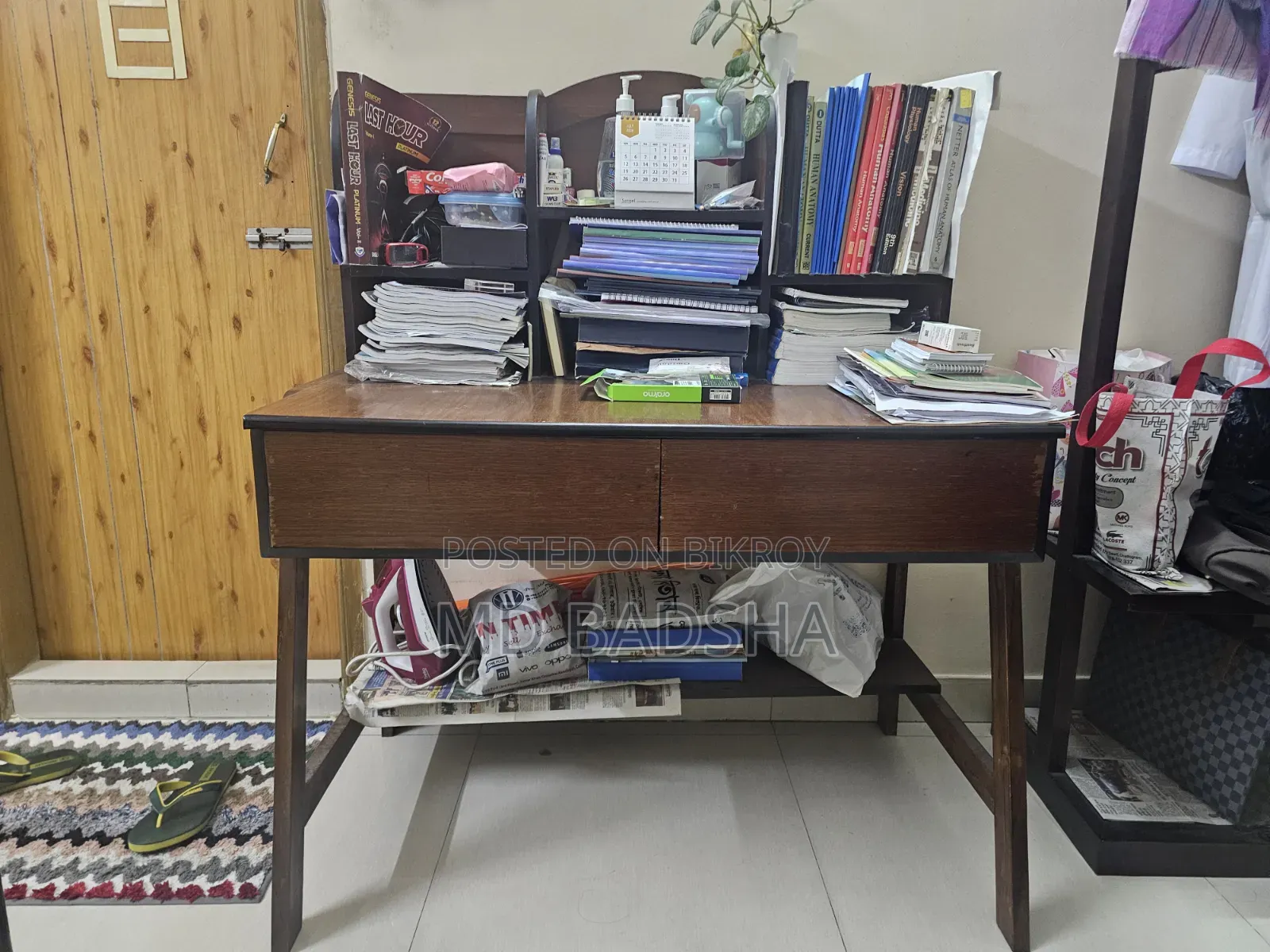 Reading Table