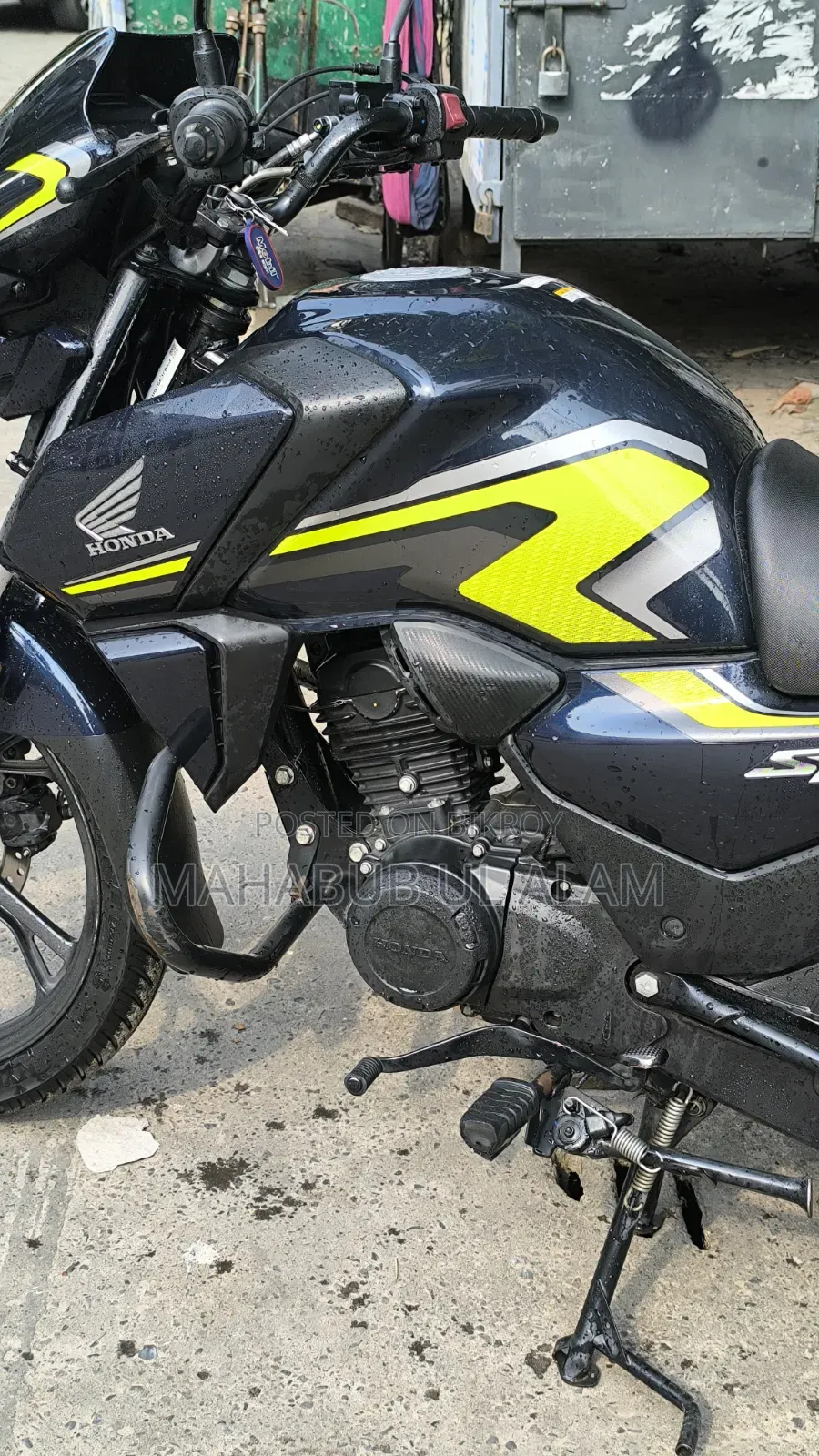 হোন্ডা ২০২৩ কালো