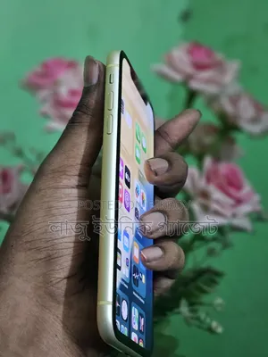 Apple iPhone XR 64 GB Yellow