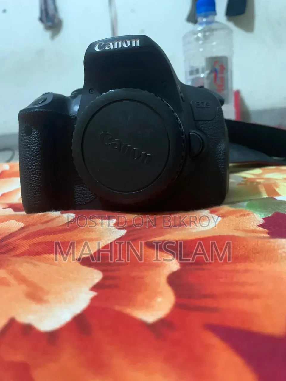 Canon EOS 700D + Canon EF-S 55-250mm IS II Zoom Lens