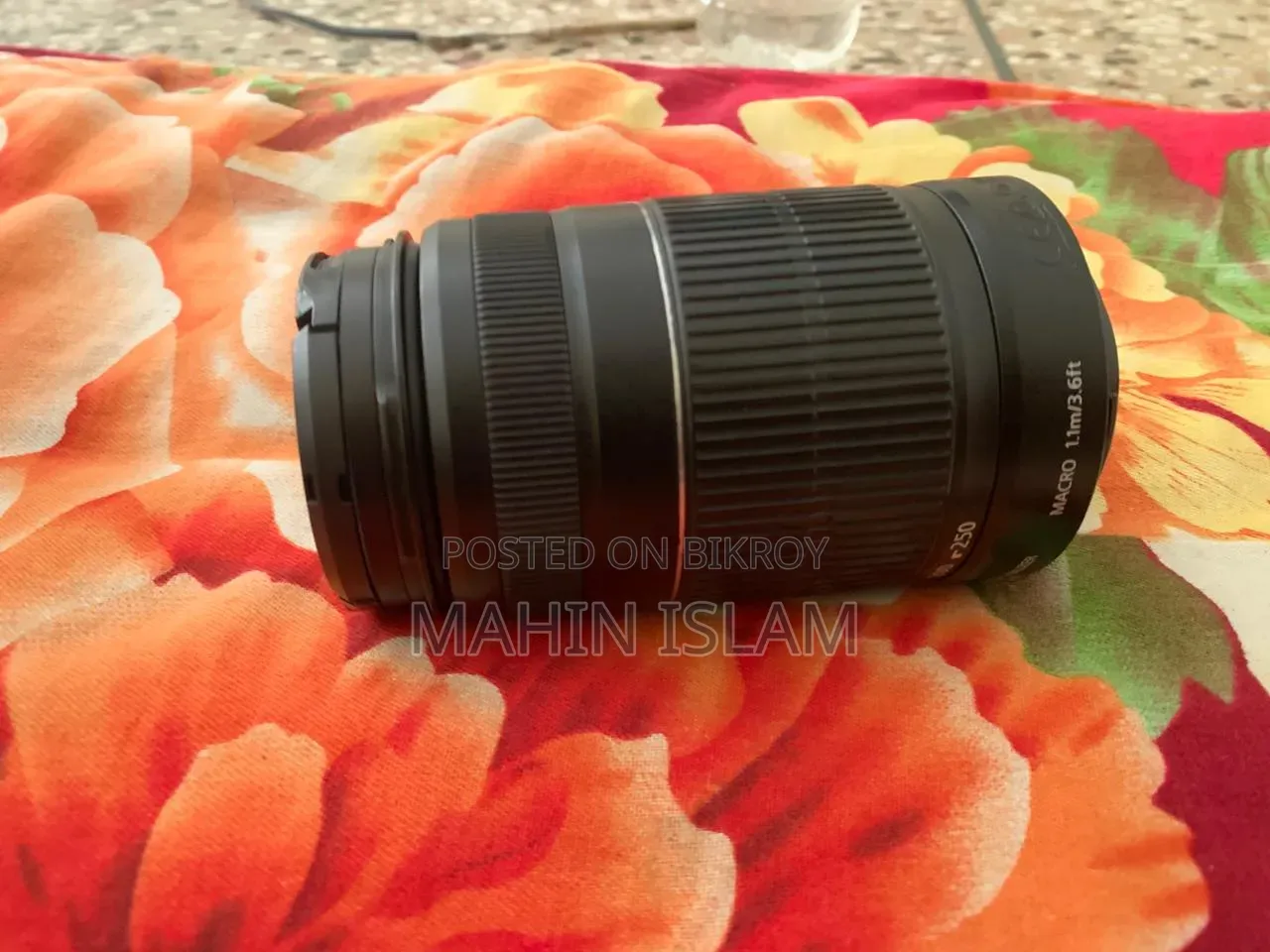 Canon EOS 700D + Canon EF-S 55-250mm IS II Zoom Lens