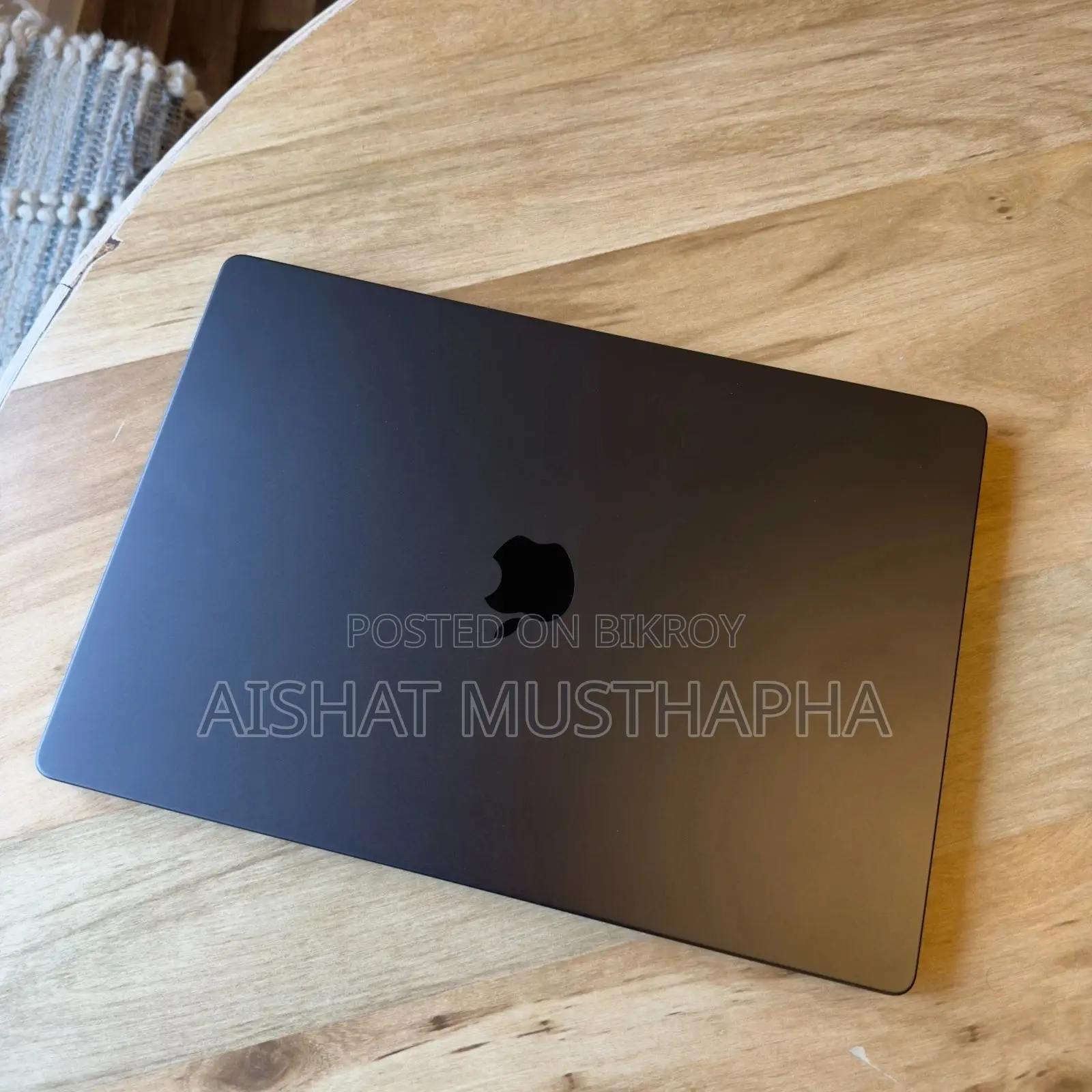 New Laptop Apple MacBook Pro 2026 M5 Max 256GB SSD 3T