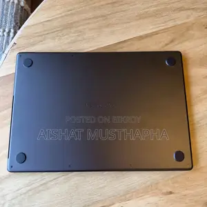 New Laptop Apple MacBook Pro 2026 M5 Max 256GB SSD 3T