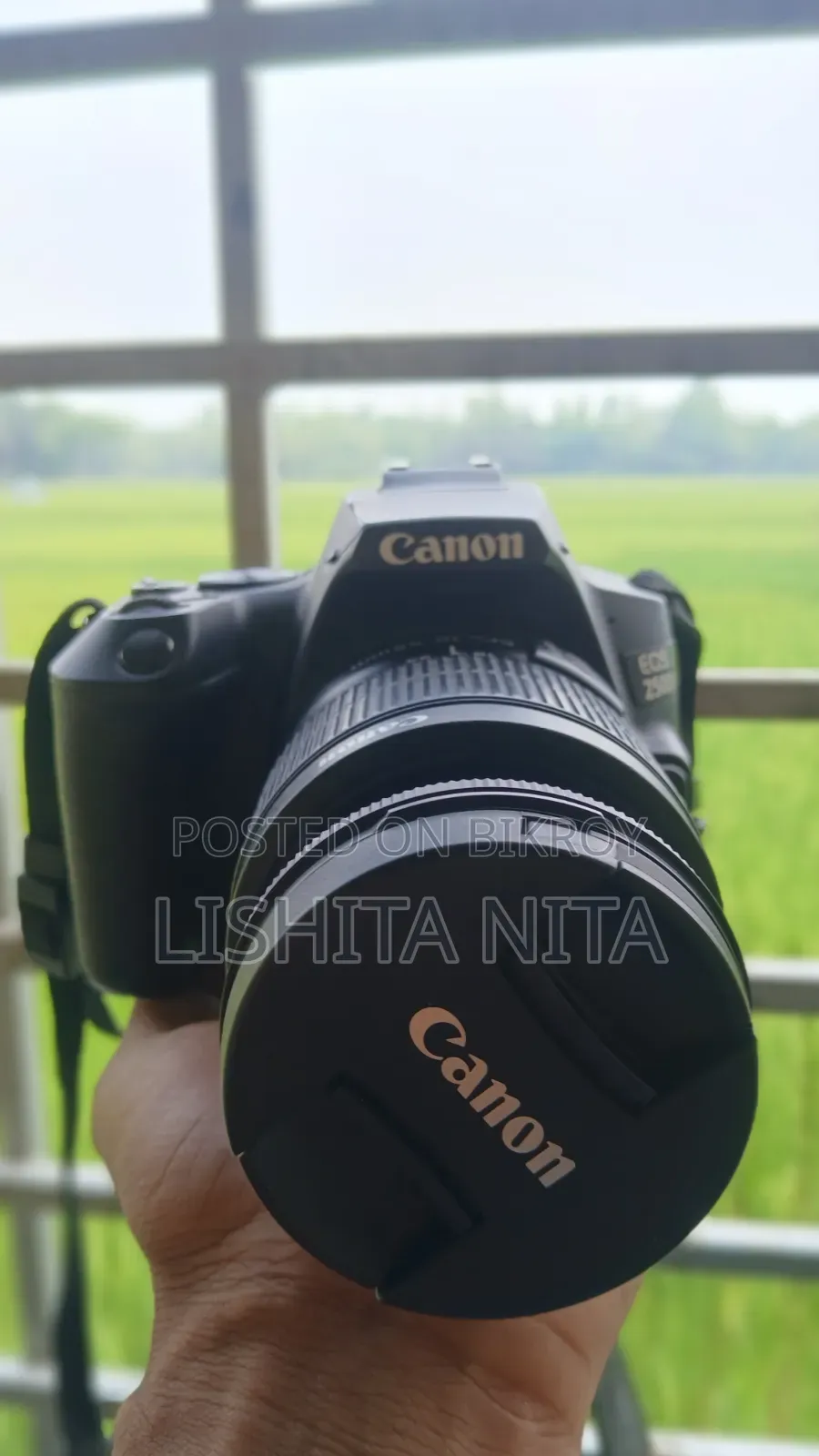 ক্যানন ২৫০ডি ক্যামেরা