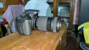 Canon 750d + 2 Lens