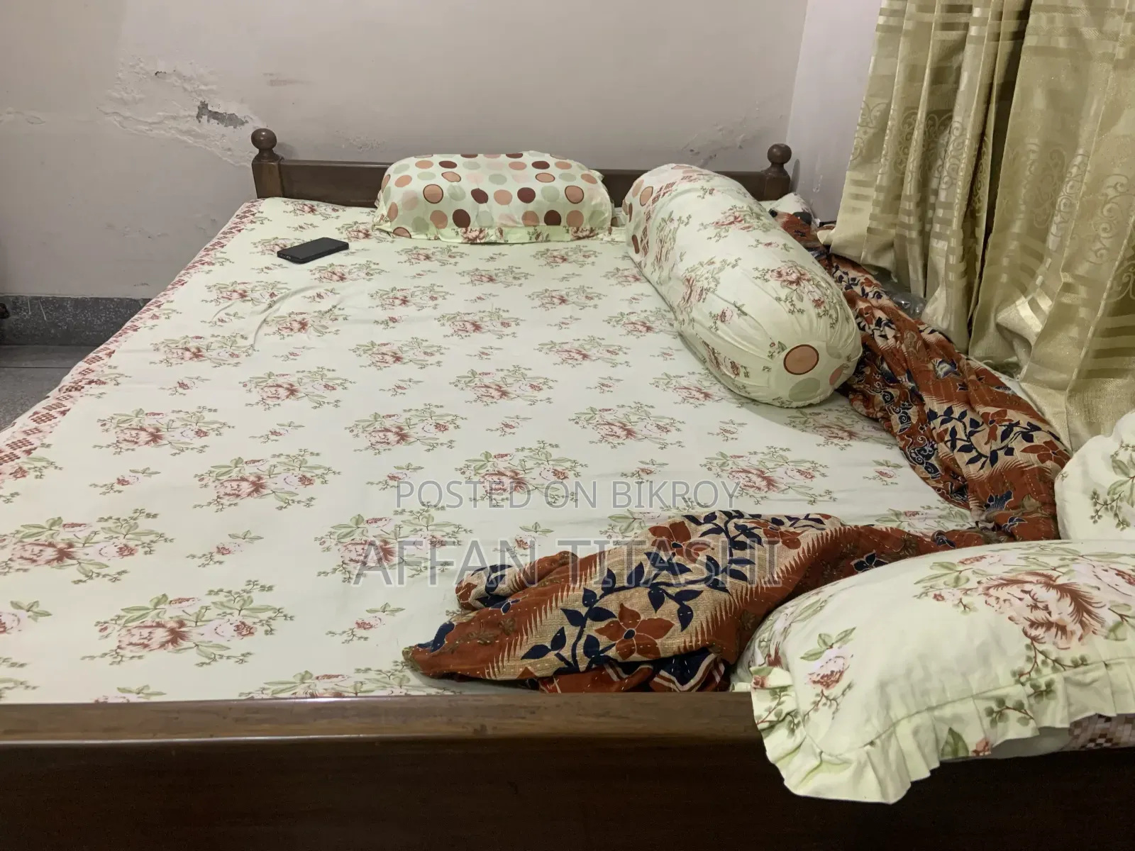 সেগুন কাঠের ডাবল খাট (৫/৭ ফুট) বিক্রি হবে