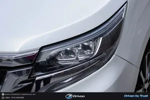 Toyota Esquire 2017 Pearl